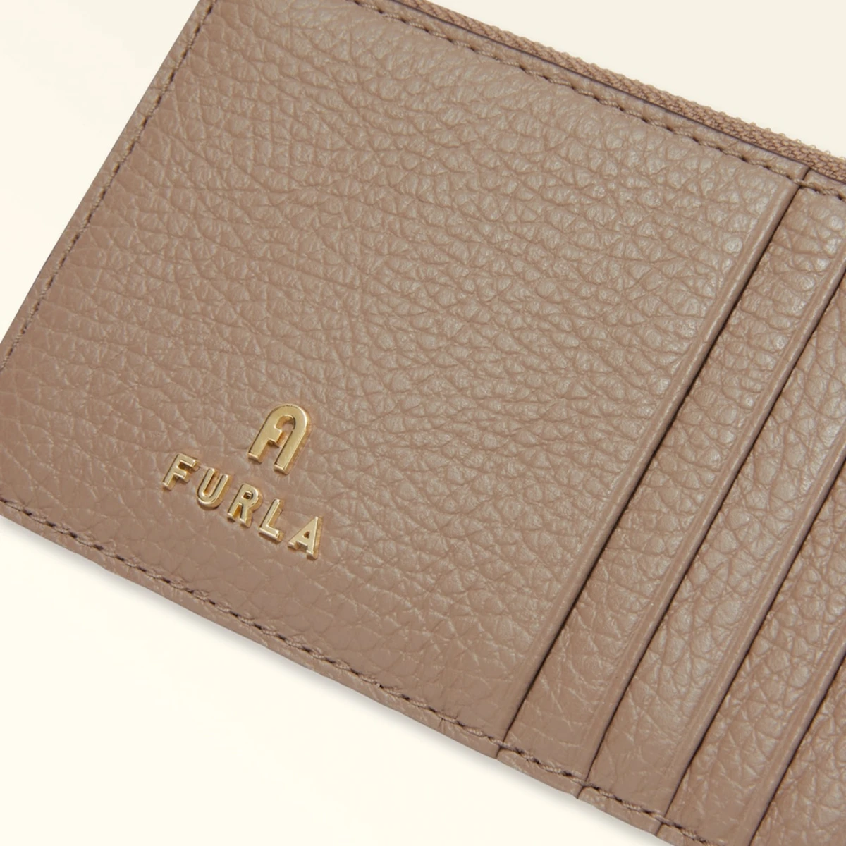 Furla Camelia Card Case M